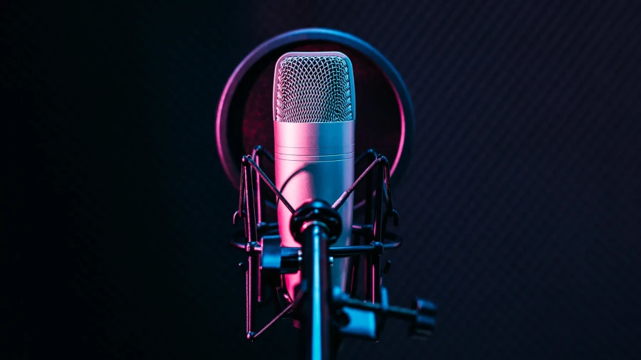Beyond the Playlist: How Podcasts Became the New Audio Frontier